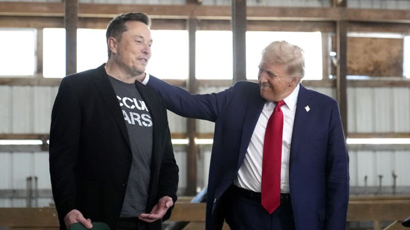 Trump, payları düşen Tesla’ya dayanak hedefiyle Tesla araba alıyor