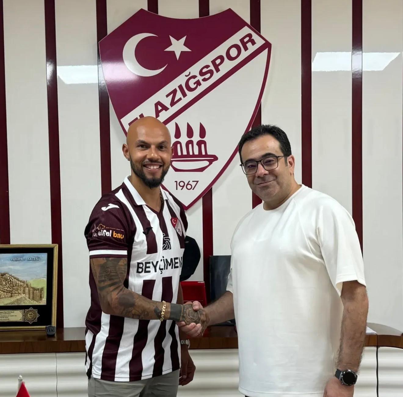 Yeni sezona şampiyonluk hedefiyle hazırlanan Seza Çimento Elazığspor, transfer çalışmalarına
