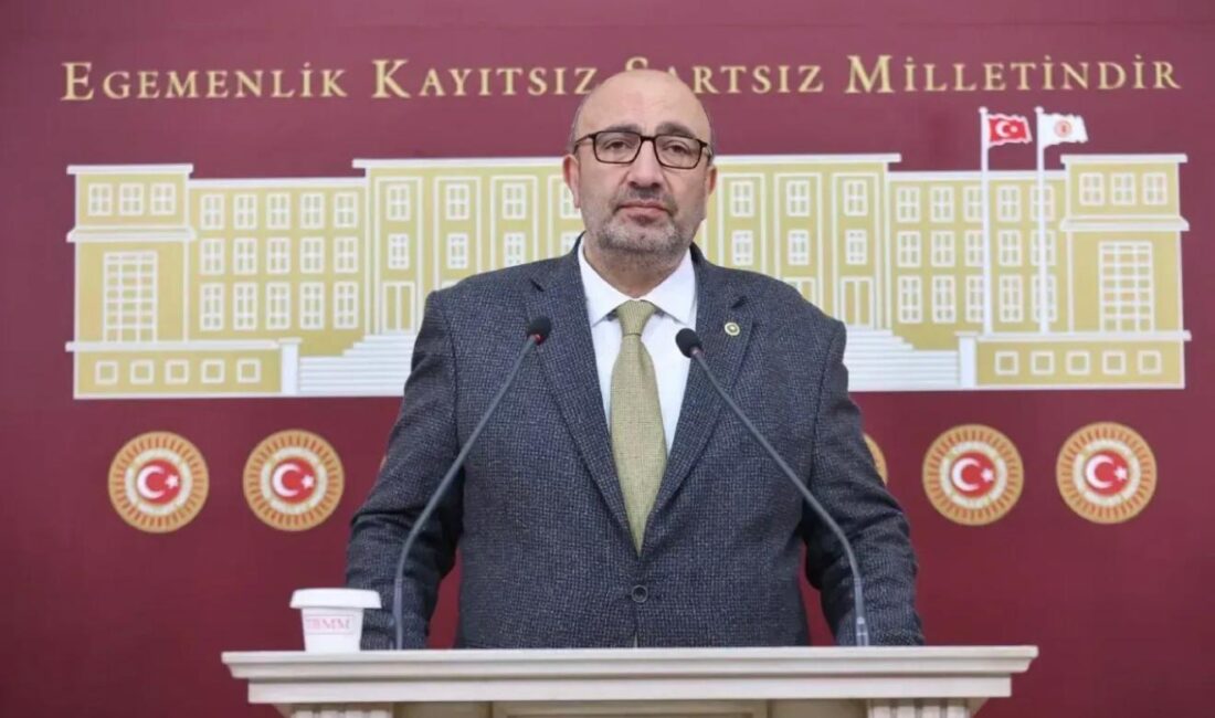 Elazığ AK Parti Milletvekili Ejder Açıkkapı, Eskişehir’in Seyitgazi ilçesinde çıkan