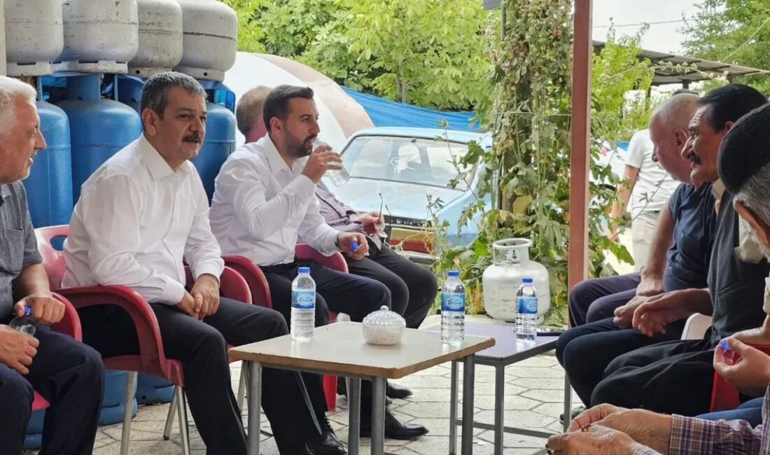 AK Parti Elazığ Milletvekili Prof. Dr. Erol Keleş vatandaşlarla bir araya