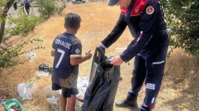 Elazığ İl Jandarma Komutanlığı Ekipleri tarafından Sivrice’de vatandaşların yoğun olarak