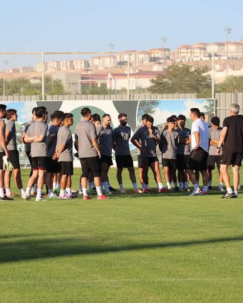 Yeni sezon öncesi hazırlıklarını kendi tesislerinde gerçekleştiren Seza Çimento Elazığspor,