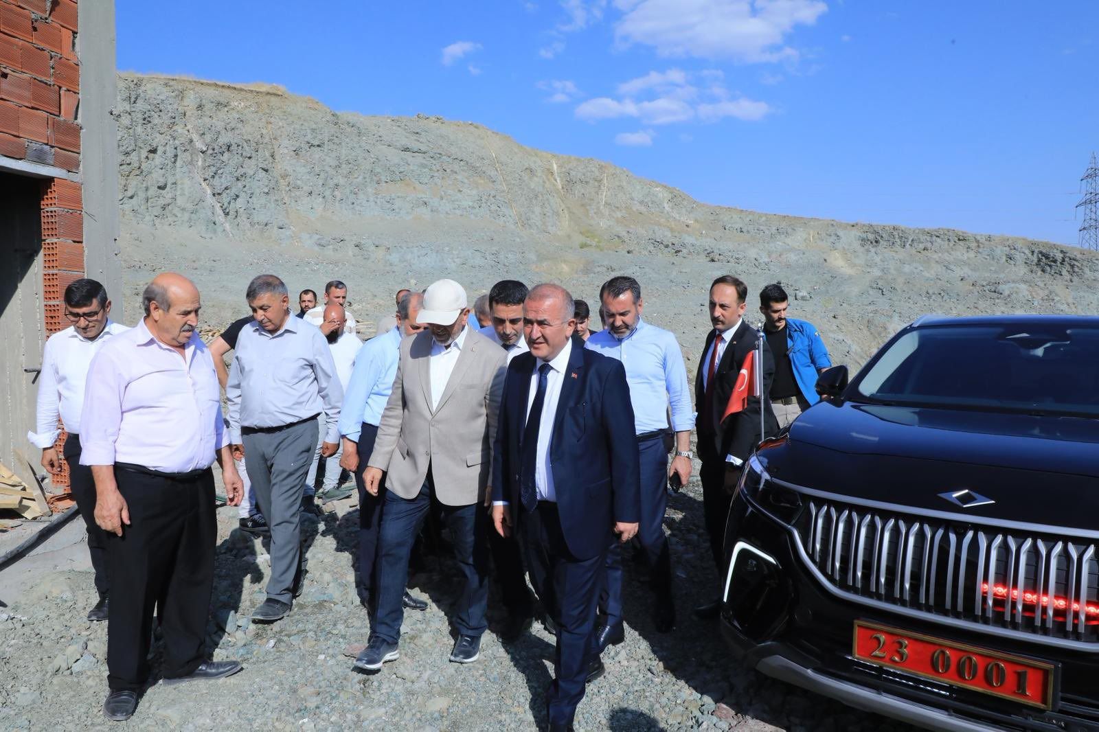 Elazığ Valisi Numan Hatipoğlu, Belediye Başkanı Şahin Şerifoğulları, Ticaret Borsası