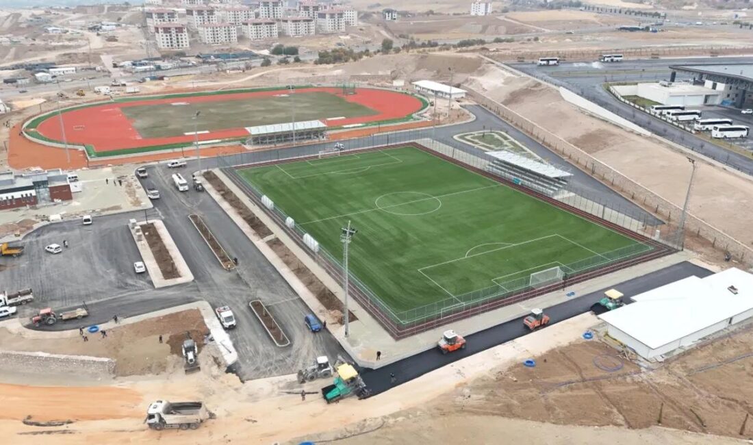 Elazığ Belediyesi tarafından inşa edilerek Gençlik ve Spor İl Müdürlüğü’ne