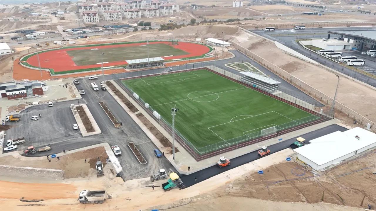 Elazığ Belediyesi tarafından inşa edilerek Gençlik ve Spor İl Müdürlüğü’ne