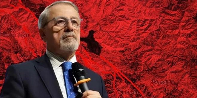 Balıkesir Sındırgı’da 6,1 büyüklüğünde deprem meydana geldi. Bir bina yıkıldı,