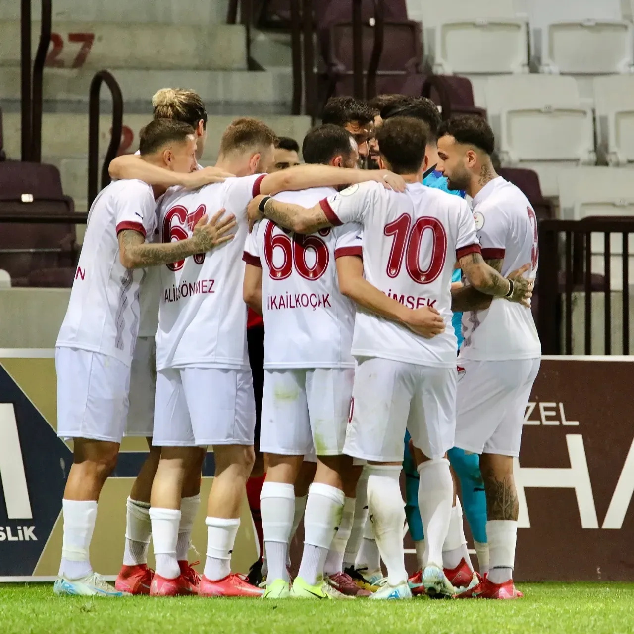 “4 gol attık ama 4 gol yedik. Bu takımın şampiyon