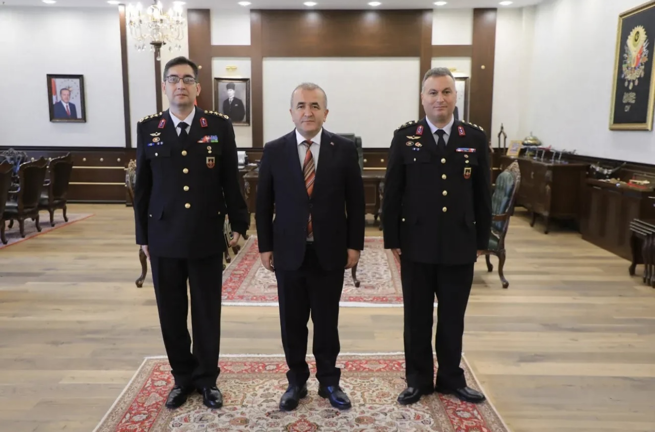 Elazığ Valisi Numan Hatipoğlu makamında İHA komutanlığını ağırladı. Ankara Jandarma