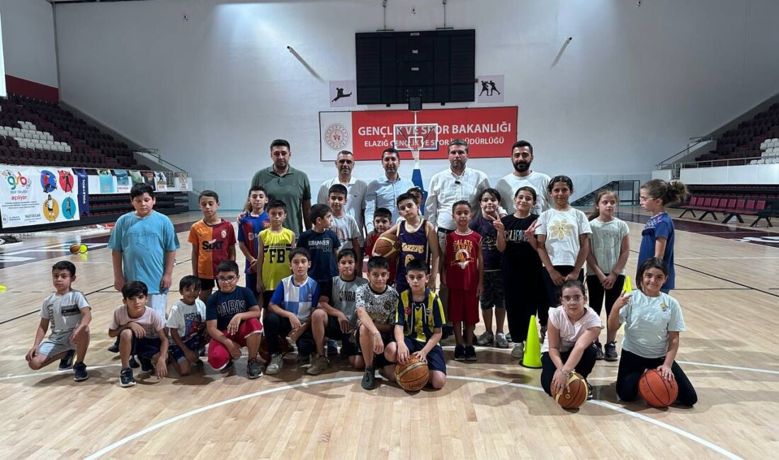 AK Parti Elazığ Milletvekili Mahmut Rıdvan Nazırlı, genç sporcuların şehri