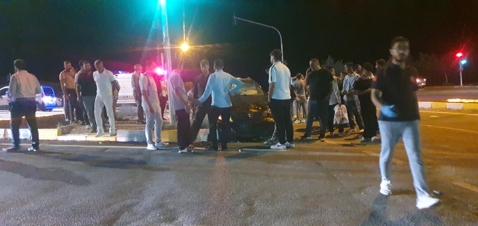 Elazığ’ın Palu ilçesinde otomobil ile motosikletin çarpışması sonucu meydana gelen