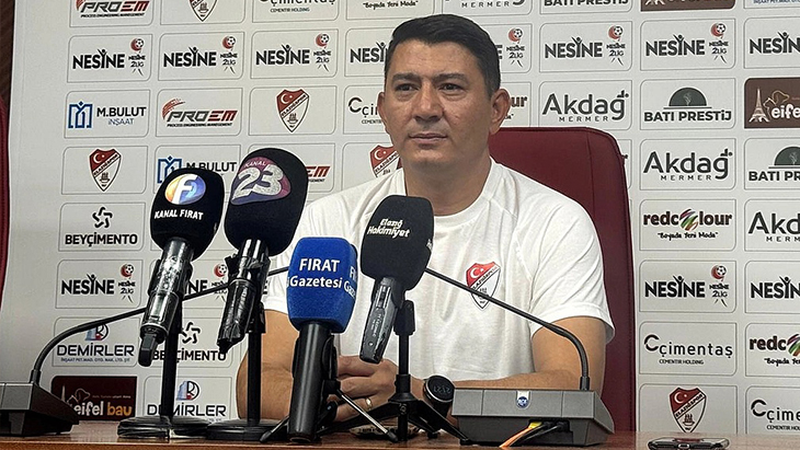 Elazığspor Teknik Direktörü Fırat Gül, Beyoğlu Yeni Çarşı beraberliği sonrası