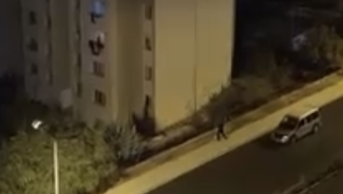 Elazığ’da eve pompalı tüfekle ateş açılması sonucu 1 kişinin yaralandığı