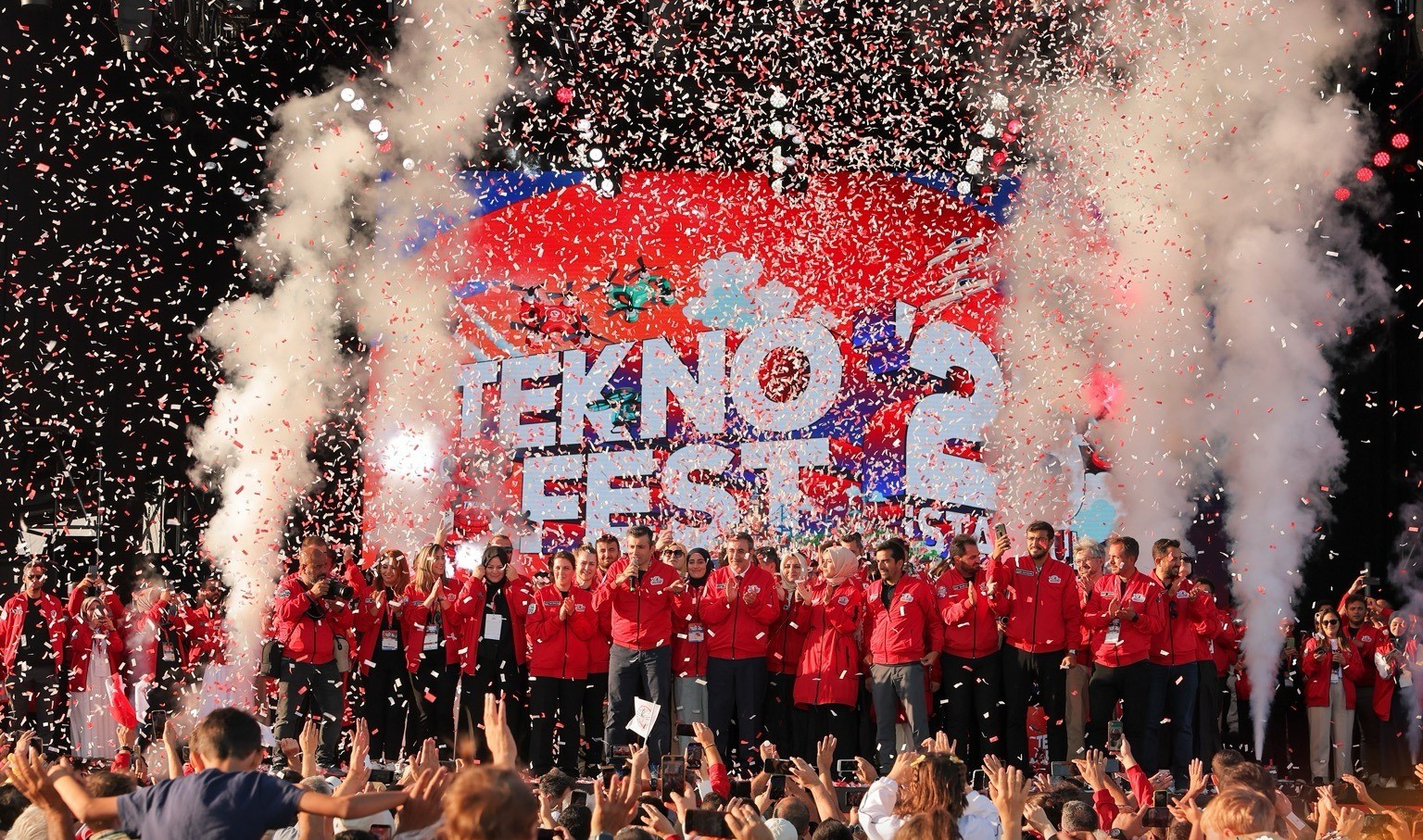 İstanbul Atatürk Havalimanı’nda düzenlenen TEKNOFEST 2025’te Fırat Üniversitesi, 13 takımla