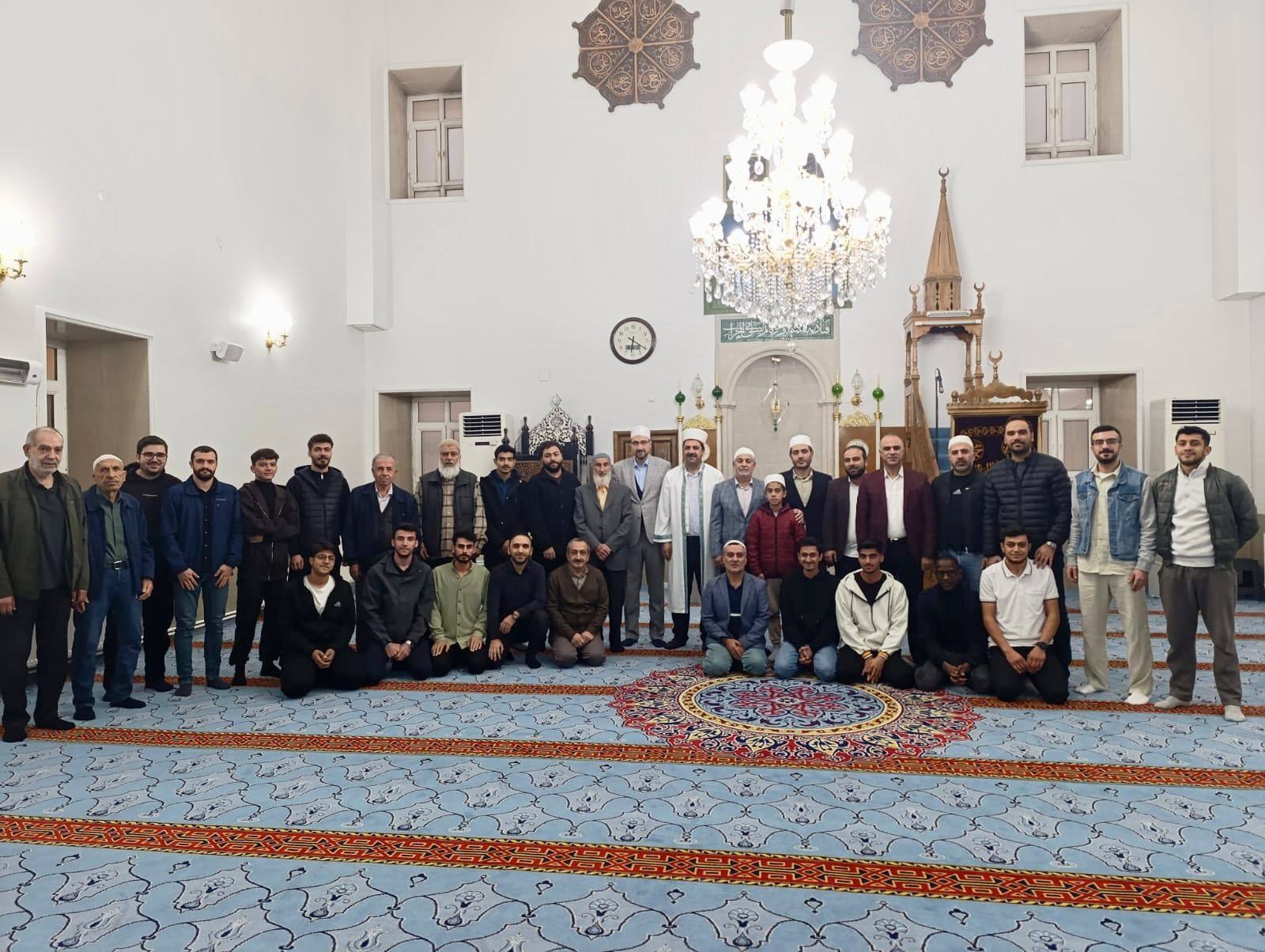Elazığ’da gelenek haline gelen sabah namazı buluşmaları bu hafta Nailbey