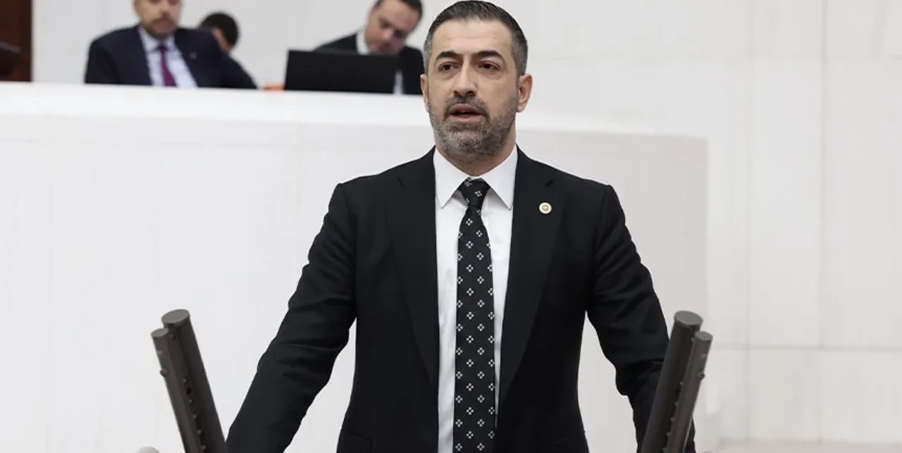 Milliyetçi Hareket Partisi Elazığ, binlerce gencin polislik hayalini yarıda bırakan